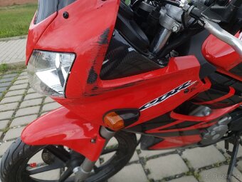 Honda CBR 125 R 2004 - A1 10kW - 9