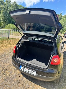Prodám Golf 5 1.4 55kw r.v. 2006 - 9