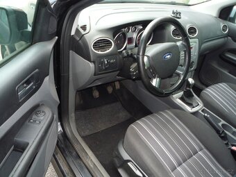 FORD FOCUS KOMBI 1,6 TDCI 80KW /TAŽNÉ ZAŘÍZENÍ - 9