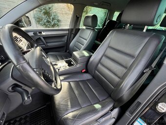 Volkswagen Touareg 3.0TDI 176kW KLIMA TAŽNÉ ADAPTIVNÍ TEMP. - 9