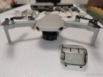 DJI Mini 2 SE Fly More Combo - 9