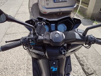 Yamaha x max 250i - 9