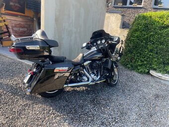 Harley davidson street gllide - 9