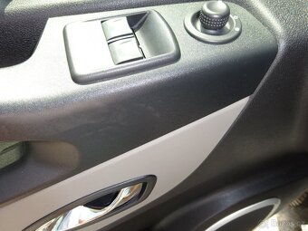 Renault Trafic 1,6DCi - 9