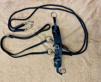 PRODÁM více věcí: - 9