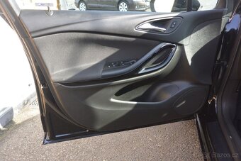 PRODÁM Opel Astra 1.6CDTi ST Cosmo - 9