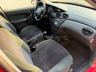 Ford Focus 1.6i, 74kw Nové v ČR L+Z Kola - 9