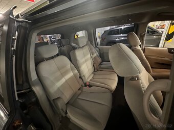KIA CARNIVAL 7 místní - 9