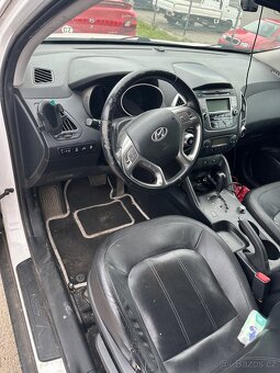 Hyundai ix35 2.0 4x4 NEJLEVNĚJŠÍ V ČR - 9