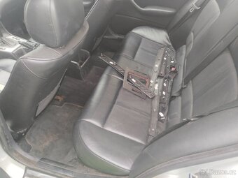 Prodám BMW E46 330dA touring - 9