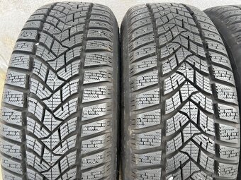 195/65R15 zimní Kia ceed Hyundai I30 6x15 ET46 5x114,3 9,5mm - 9