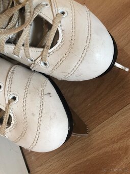 klasicke bile brusle divci 34 Jessica - 9