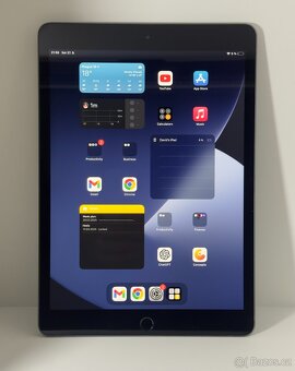 iPad 7. gen 32GB + Apple Pencil 1 + Logitech Combo Touch - 9