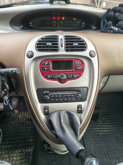 Citroen Xsara picasso - 9