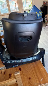 Autosedačka Otočná Britax Romer Dualfix Plus, Midnight Grey - 9