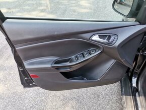 Ford Focus 1.5i EB 110kw Titanium AUT Xen - 9