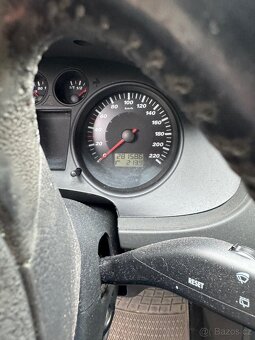 Seat Ibiza 1,4 74 kw benzin, Rok výroby 2004 - 9