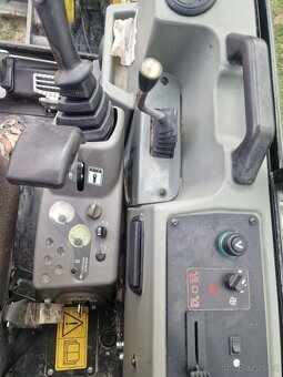 minirypadlo YANMAR VIO38 - 9