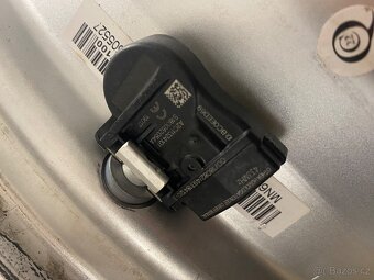 4x100 R16 6,5J ET45 Oxxo Oberon 4 - 9