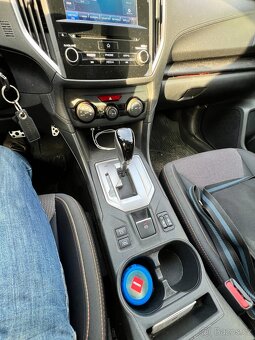 Subaru XV, 1.6i CZ, 4x4 automat 03/2019 velice pěkné - 9