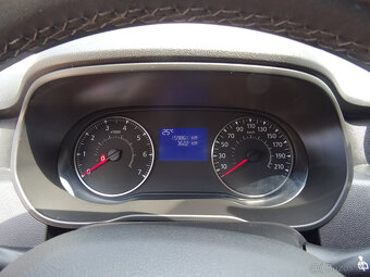 Dacia Duster 1.6i,84kW,LPG,1majČR,S.kniha,klima,tažné - 9