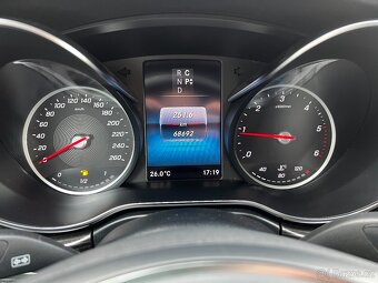 Mercedes-Benz Třídy V, 250D 4Matic, 7 mist, kamera360 - 9