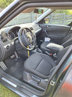 Prodám Škoda Yeti 1,4TSi, 92kW - řemen, DSG, tažné zařízení - 9