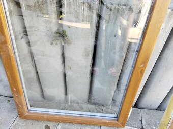 Balkonové dveře a 2 okna-sestava - 9