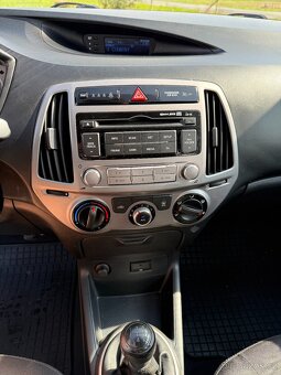 Hyundai I20 1.2i 76000km - 9