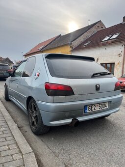 Peugeot 306 2.0 HDI - 9