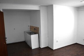 Pronájem objektu skladové prostory, kanceláře, 250m2 - 9