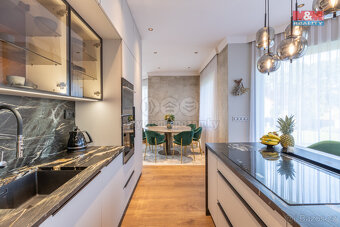 Prodej rodinného domu, 203 m², Zlatá - 9