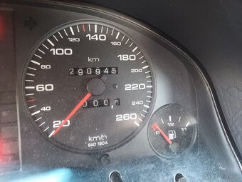 Audi 80 2.3 5V 98kW cabrio - 9