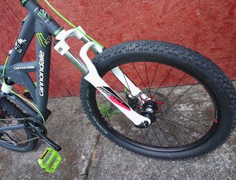☢️ Cannondale, celoodpružené MTB, TOP stav - 9