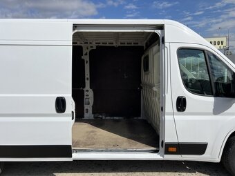 Prodám Fiat Ducato 2.3,118kw. L5H2. Délka ložné plochy: 405 - 9