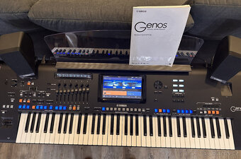 Pracovní stanice Yamaha Genos - 76 kláves ve velmi dobrém st - 9