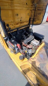 vysokozdvižný vozík CAT DP18 - 9