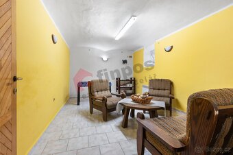 Prodej penzionu s rodinným domem, stodolou a pozemkem – Hrub - 9