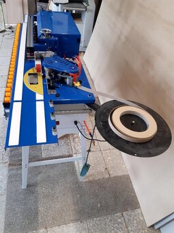 Olepovačka na ABS hrany s ořezáváním pro malé provozovny. - 9