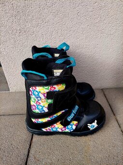 Snowboard SABRINA, 138 cm + boty - 9