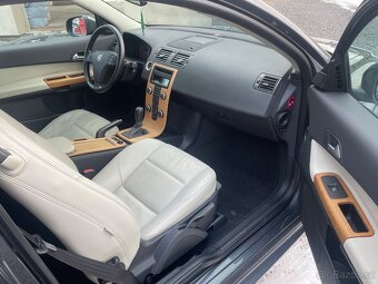 Volvo c30 1.6d 80 kw najeto 153.000km - 9