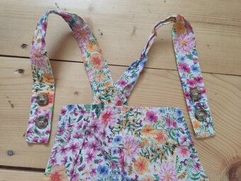 Dívčí kalhoty dlouhé vel.134 - 9