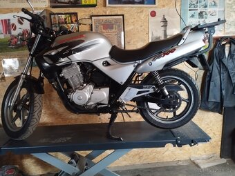 Prodám Hondu CB 500 24kw - 9