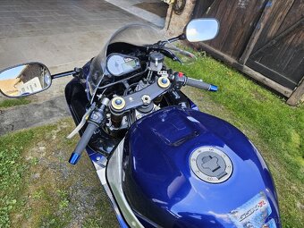 Suzuki GSXR 1000 K1 - 9