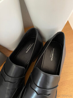 Černé kožené mokasíny loafers Vagabond, vel. 39 - 9