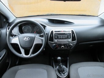 Hyundai i20 1.2 63 kw 4/2014 74000 km serviska - 9