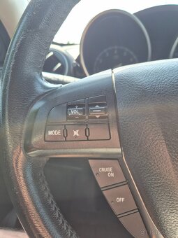 Mazda 3 2.0 DISI 111kW sedan r.v.12/2011 157tKM - 9