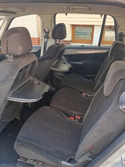Citroen C4 grand Picasso - 9