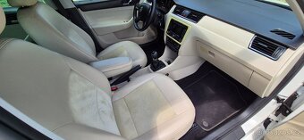 Škoda Rapid 1.2 TSI 77kw ČR 100000km Elegance navi - 9
