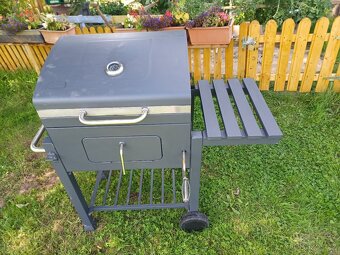 Zahradní gril - 9